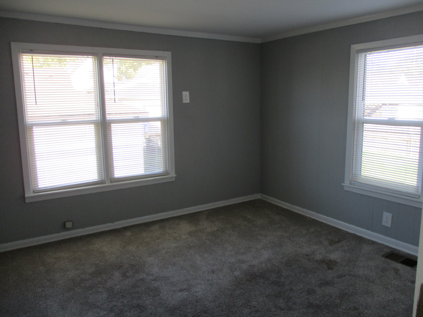 11342 South Ave G Chicago, IL 60617 - Photo 12 of 19