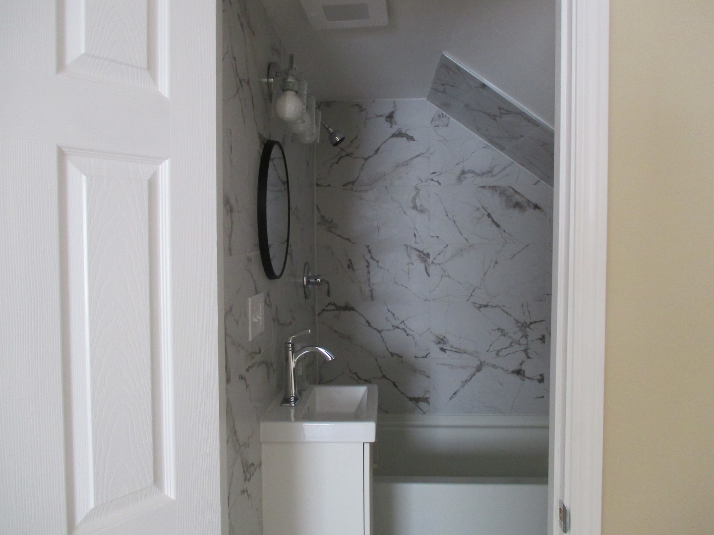 11342 South Ave G Chicago, IL 60617 - Photo 5 of 19