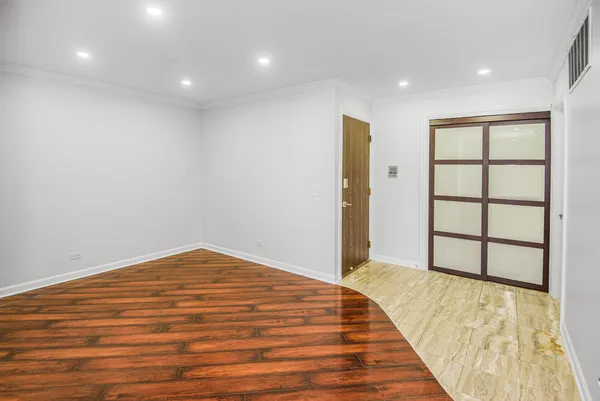 $2,800 | 1168 Middlebury Lane, Unit A1, Wheeling, IL 60090