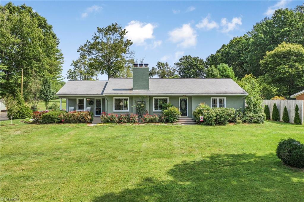 411 Fairview Road, Galax, VA 24333 Compass