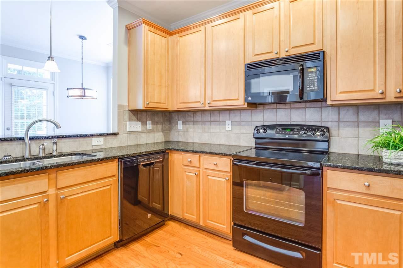 5835 Cameo Glass Way Raleigh, NC 27612 - Photo 7 of 30