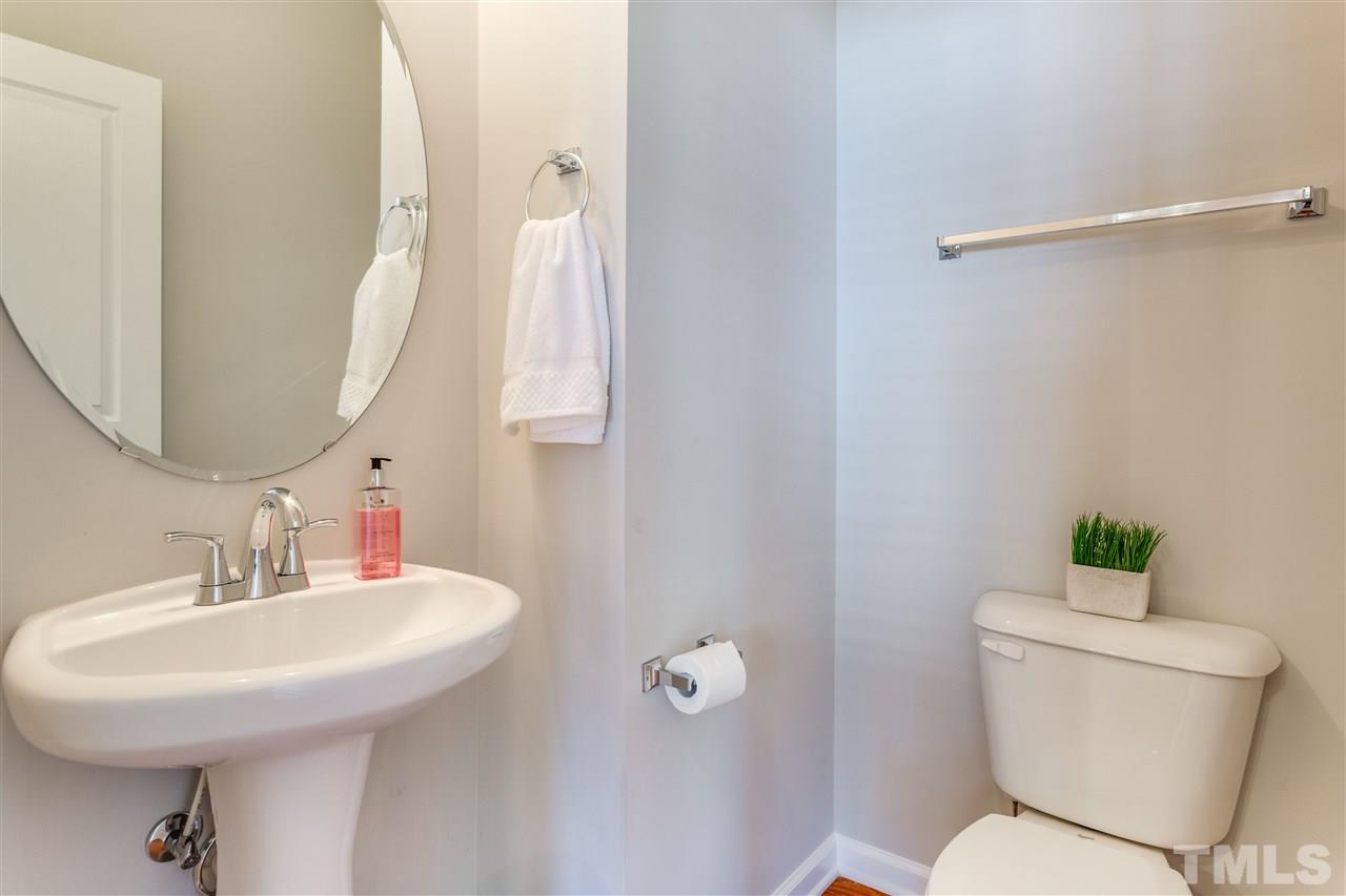 5835 Cameo Glass Way Raleigh, NC 27612 - Photo 10 of 30