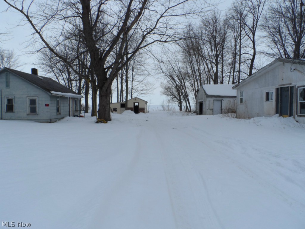 6223 Lake Road West Ashtabula, OH 44004 - Photo 1 of 10 Gallery Image 1
