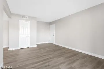 $1,125 | 5081 River Glen Drive, Unit 125, Las Vegas, NV 89103