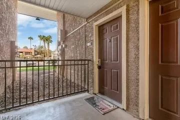 $1,125 | 5081 River Glen Drive, Unit 125, Las Vegas, NV 89103