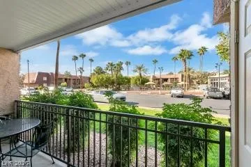 $1,125 | 5081 River Glen Drive, Unit 125, Las Vegas, NV 89103