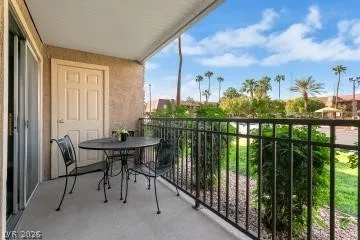 $1,125 | 5081 River Glen Drive, Unit 125, Las Vegas, NV 89103