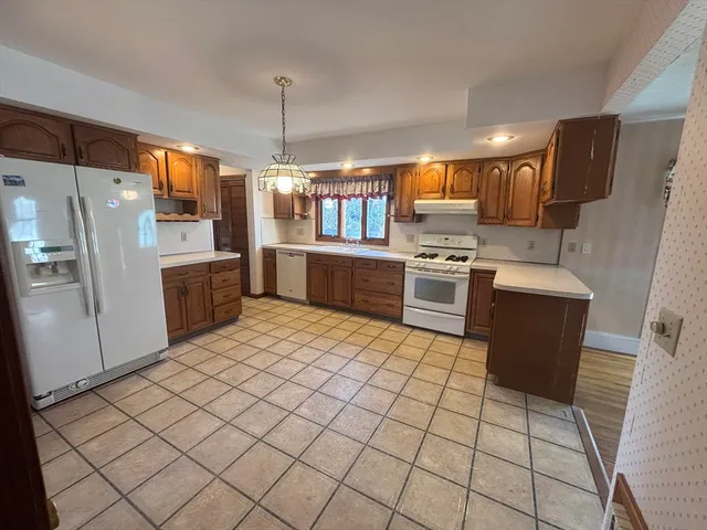 $890,900 | 14 Florence Avenue, Norwood, MA 02062