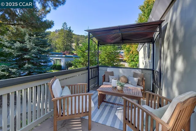 $398,000 | 1441 Oakmont Drive, Unit 7, Walnut Creek, CA 94595
