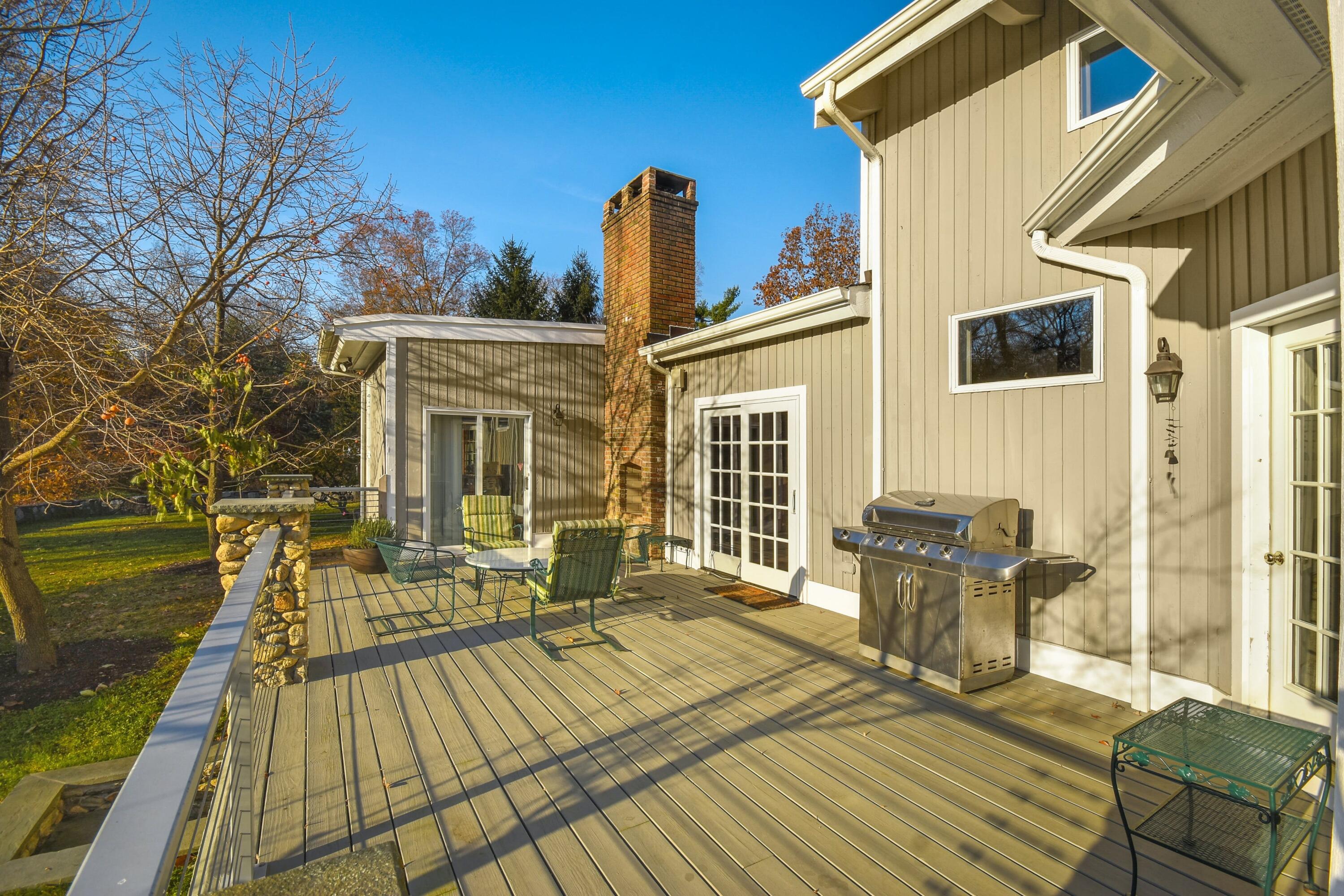 14 Ridge Farms Road Norwalk, CT 06850 - Photo 28 of 30 a view of a house with lounge chair