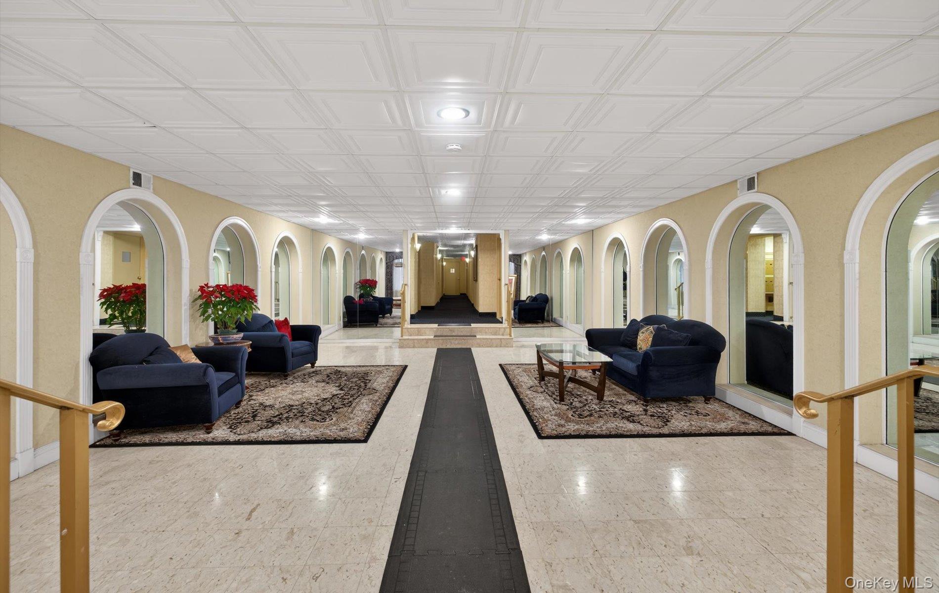 100 South Middle Neck Road, Unit 305 Great Neck, NY 11021 - Photo 33 of 45