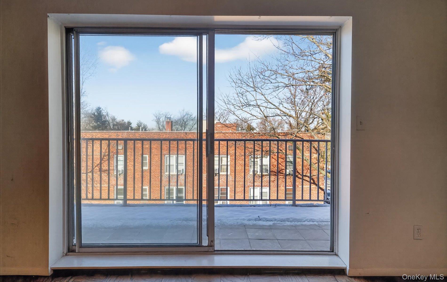 100 South Middle Neck Road, Unit 305 Great Neck, NY 11021 - Photo 8 of 45