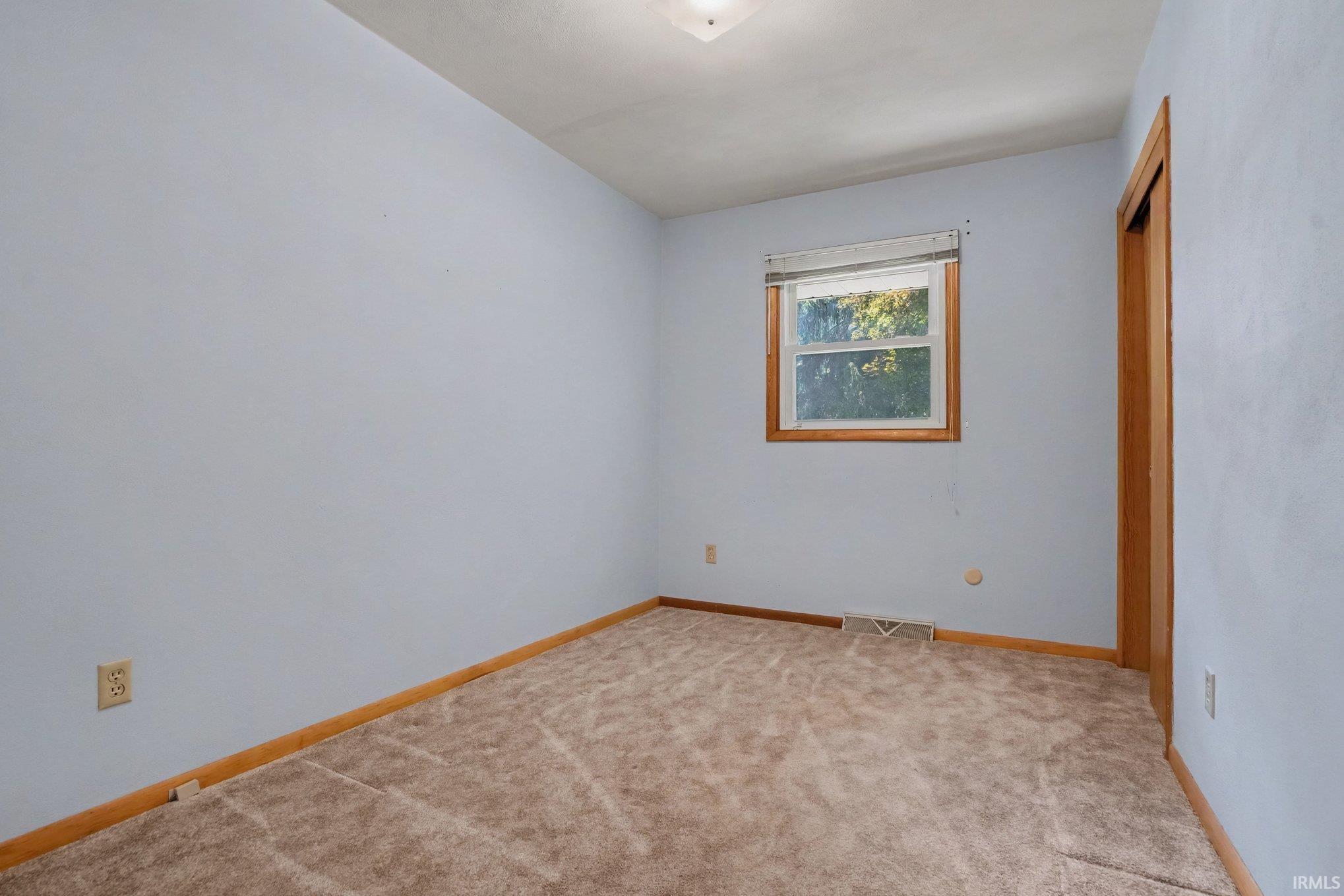 51678 Grape Road Granger, IN 46530 - Photo 13 of 26 Gallery Image 13
