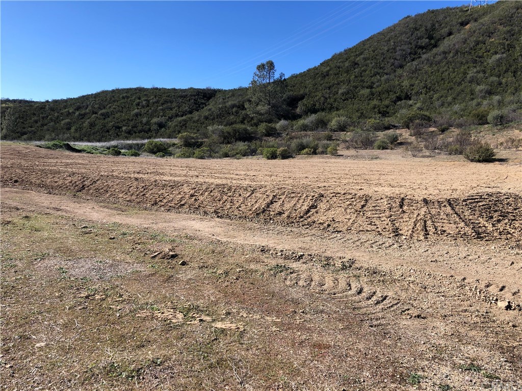 21356 State Highway 20 Clearlake Oaks, CA 95423 - Photo 4 of 13 a view of side of snow with beach