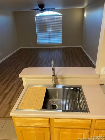 a close view of sink and tap