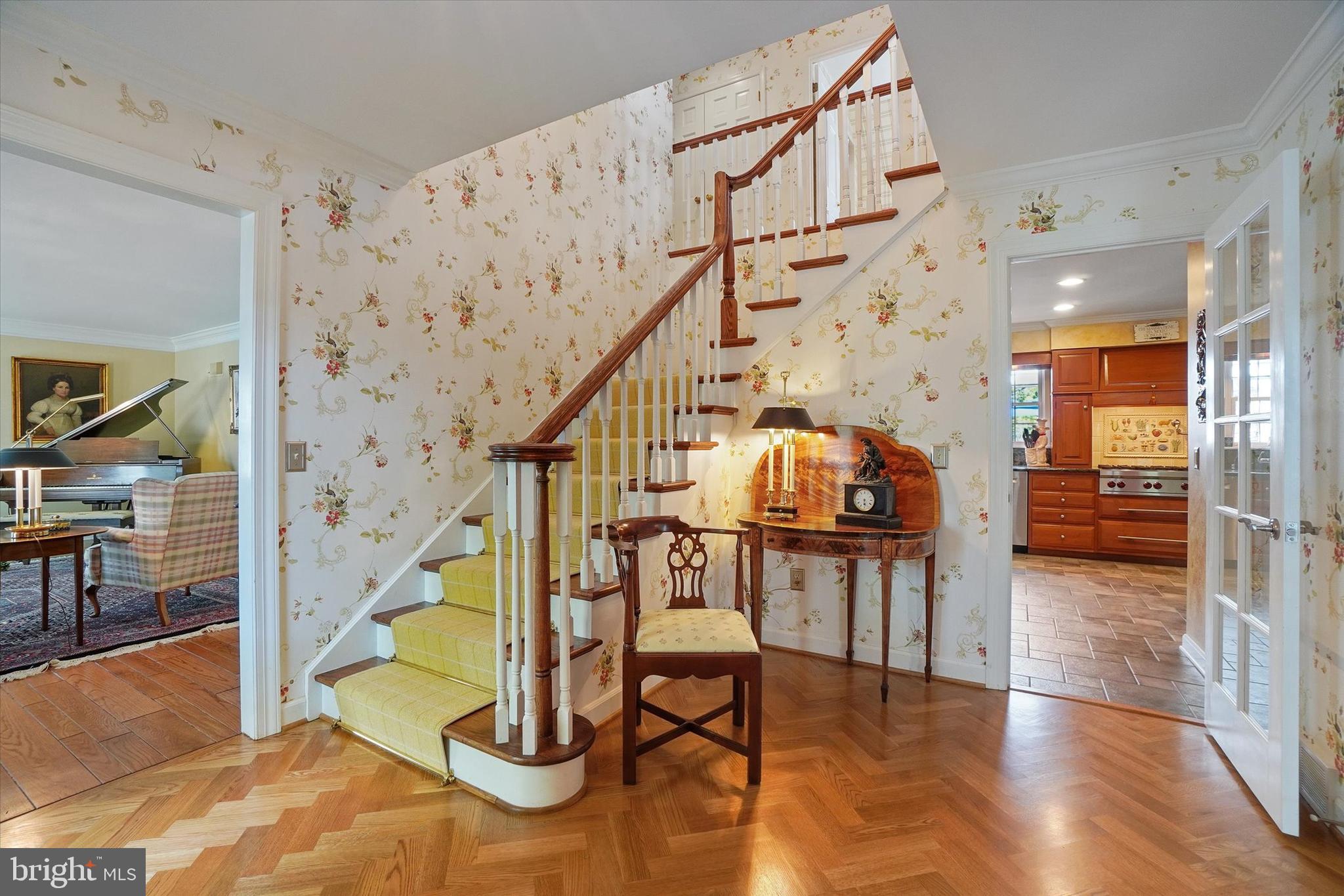 1525 Dunster Road York, PA 17403 - Photo 6 of 49 Gallery Image 6