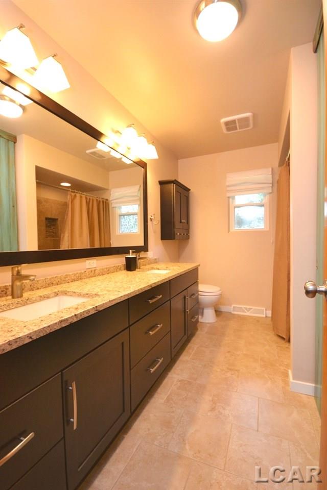 511 North Occidental Road Tecumseh, MI 49286 - Photo 9 of 45 31362638-8.JPG
