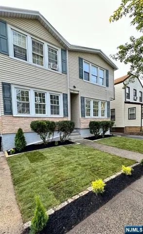 $2,250 | 48 Maple Avenue, Unit 1, Montclair, NJ 07042