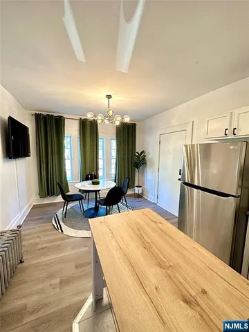 $2,250 | 48 Maple Avenue, Unit 1, Montclair, NJ 07042