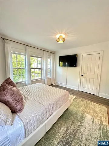 $2,250 | 48 Maple Avenue, Unit 1, Montclair, NJ 07042