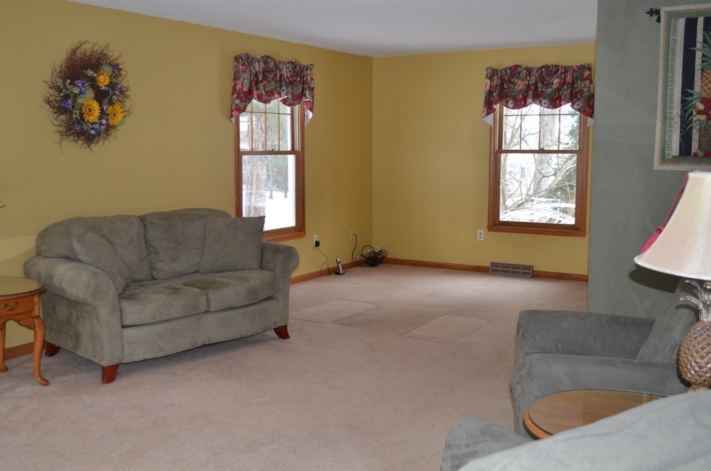 17 Blueberry Ridge Westfield, MA 01085 - Photo 20 of 30 Gallery Image 20