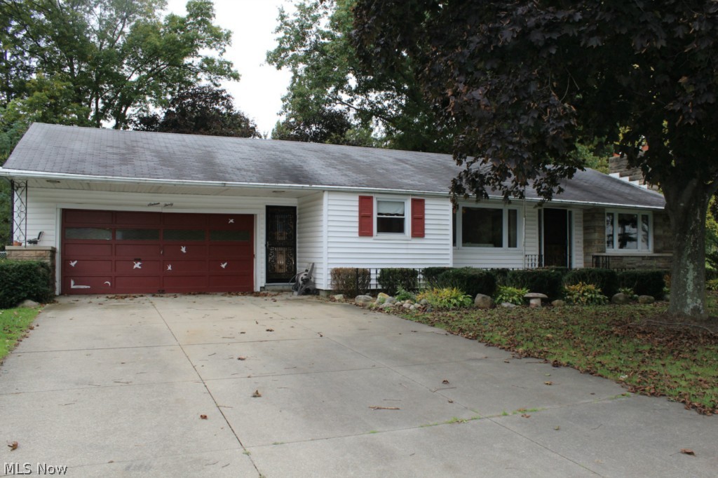 1630 Wooster Road West Barberton, OH 44203 - Photo 1 of 21 Gallery Image 1