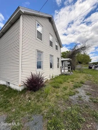 $110,000 | 1091 Hoosick Road, Brunswick, NY 12180