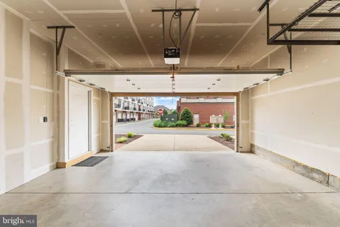 $1,200,000 | 204 Railbender Alley Southeast, Leesburg, VA 20175