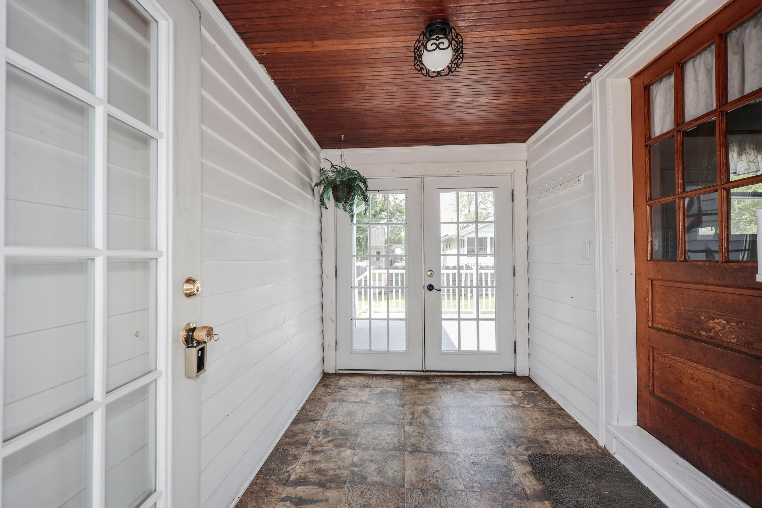 78 Candia Road Manchester, NH 03109 - Photo 7 of 56