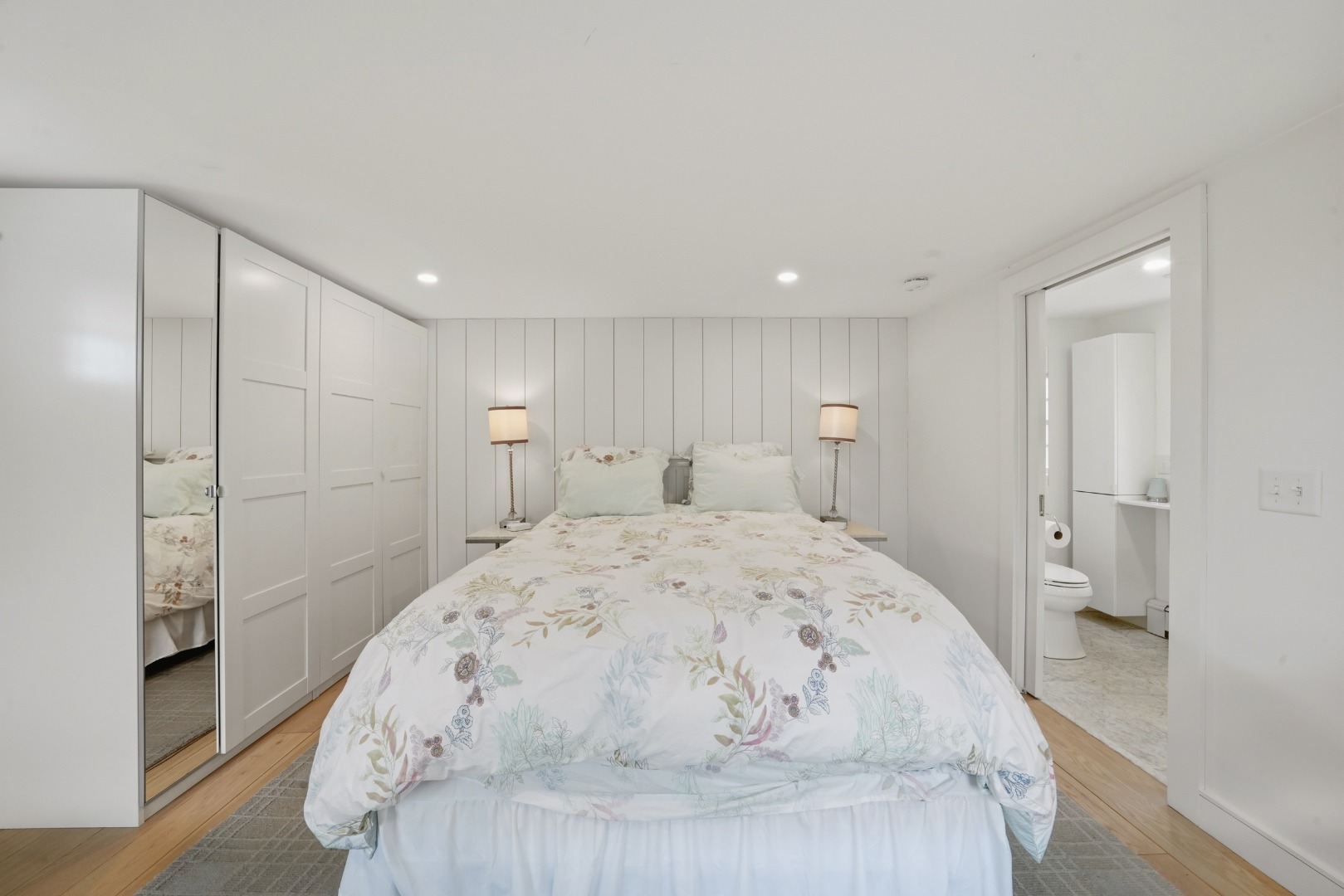 4 Flintlock Road Nantucket, MA 02554 - Photo 60 of 62 cottage- first floor bedroom