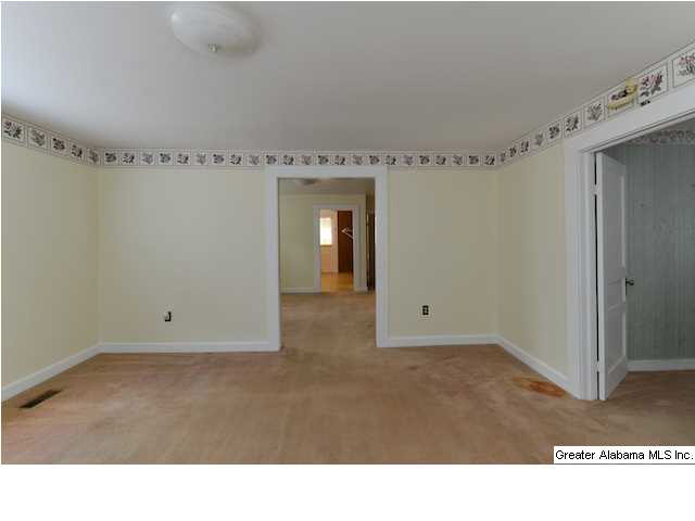 8429 Lewis Avenue Leeds, AL 35094 - Photo 5 of 32