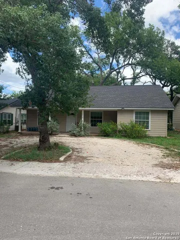 $1,900 | 1510 Owens Street, San Marcos, TX 78666