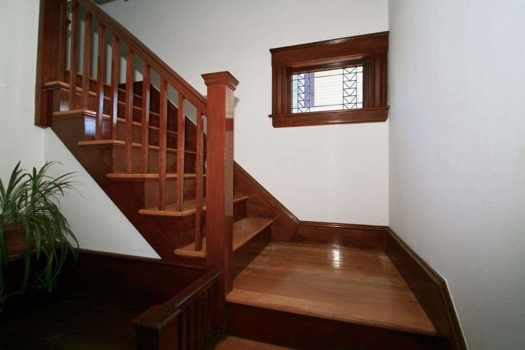 204 R Washington Street Gloucester, MA 01930 - Photo 16 of 36 Gallery Image 16