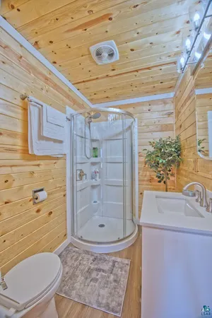 $269,000 | 802 3rd Street Northwest, Chisholm, MN 55719