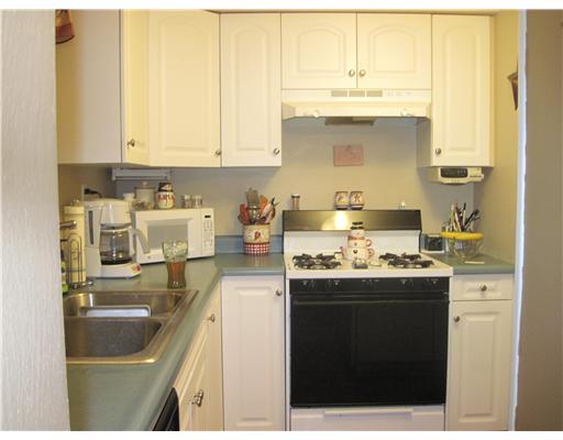 1806 Cowling Road Scottdale, PA 15683 - Photo 5 of 16 Kitchen.