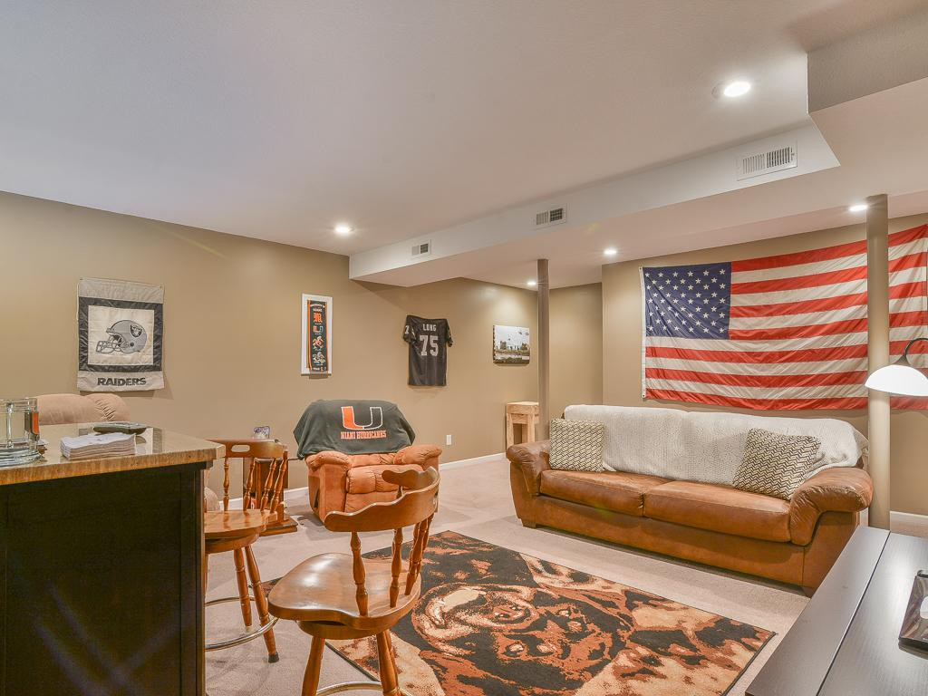 274 Upper Sand Valley Road Jonesborough, TN 37659 - Photo 25 of 36 Media RoomDen