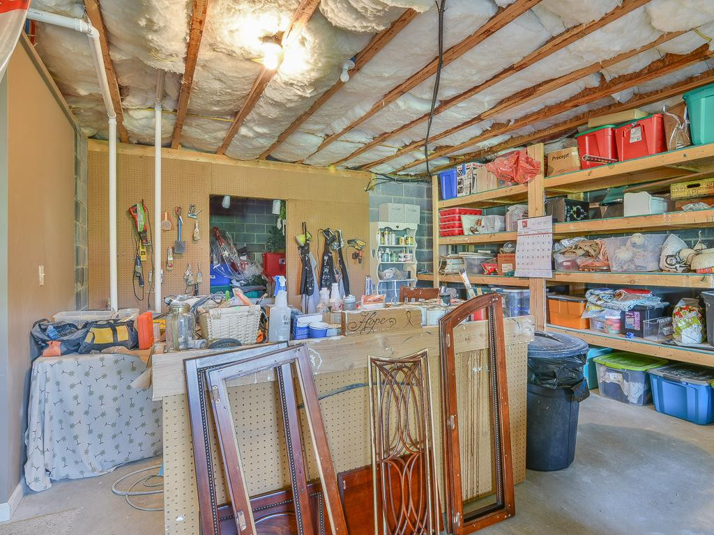 274 Upper Sand Valley Road Jonesborough, TN 37659 - Photo 29 of 36 Unfin basementworkshop area