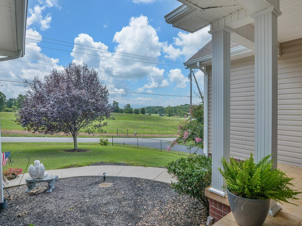 274 Upper Sand Valley Road Jonesborough, TN 37659 - Photo 5 of 36 Million dollar views