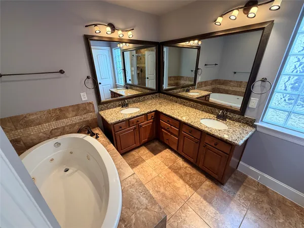 $3,249 | 1007 Kern Street, Houston, TX 77009