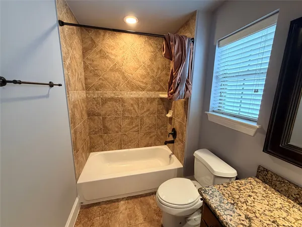 $3,499 | 1007 Kern Street, Houston, TX 77009
