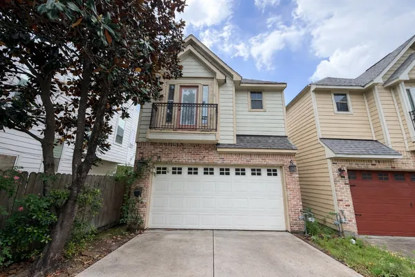 $3,249 | 1007 Kern Street, Houston, TX 77009
