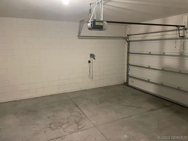 $2,000 | 2926 Sime Street, New Smyrna Beach, FL 32168