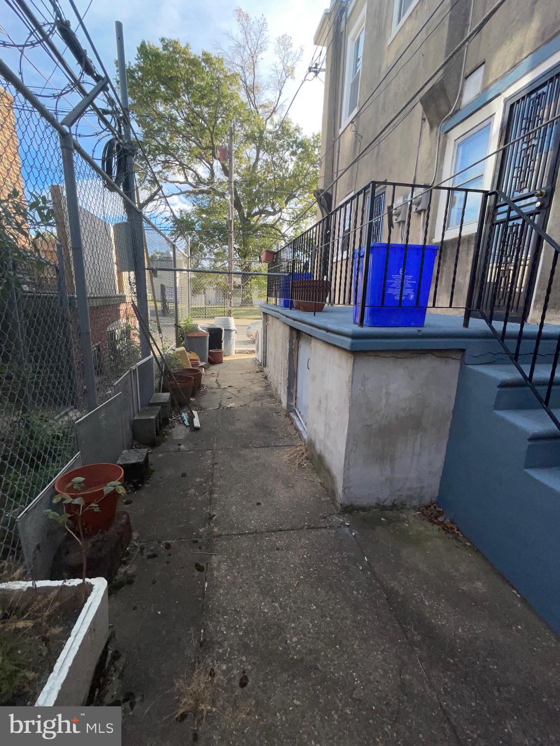 103 North 55th Street Philadelphia, PA 19139 - Photo 15 of 23 Backyard