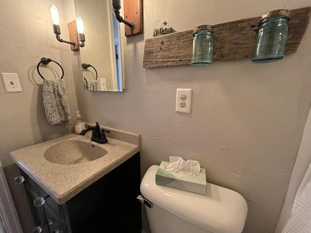 2112 30th Street Two Rivers, WI 54241 - Photo 11 of 18 Bath