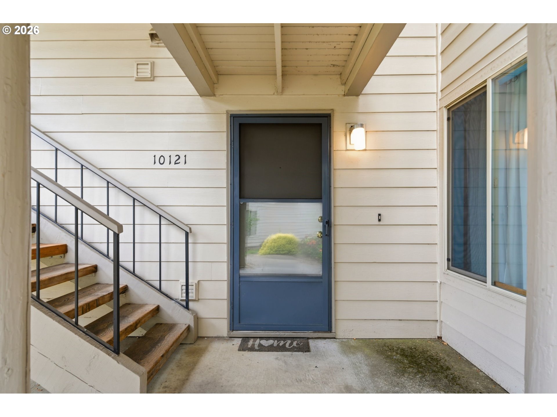 10121 Southwest Trapper Terrace Beaverton, OR 97008 - Photo 3 of 33