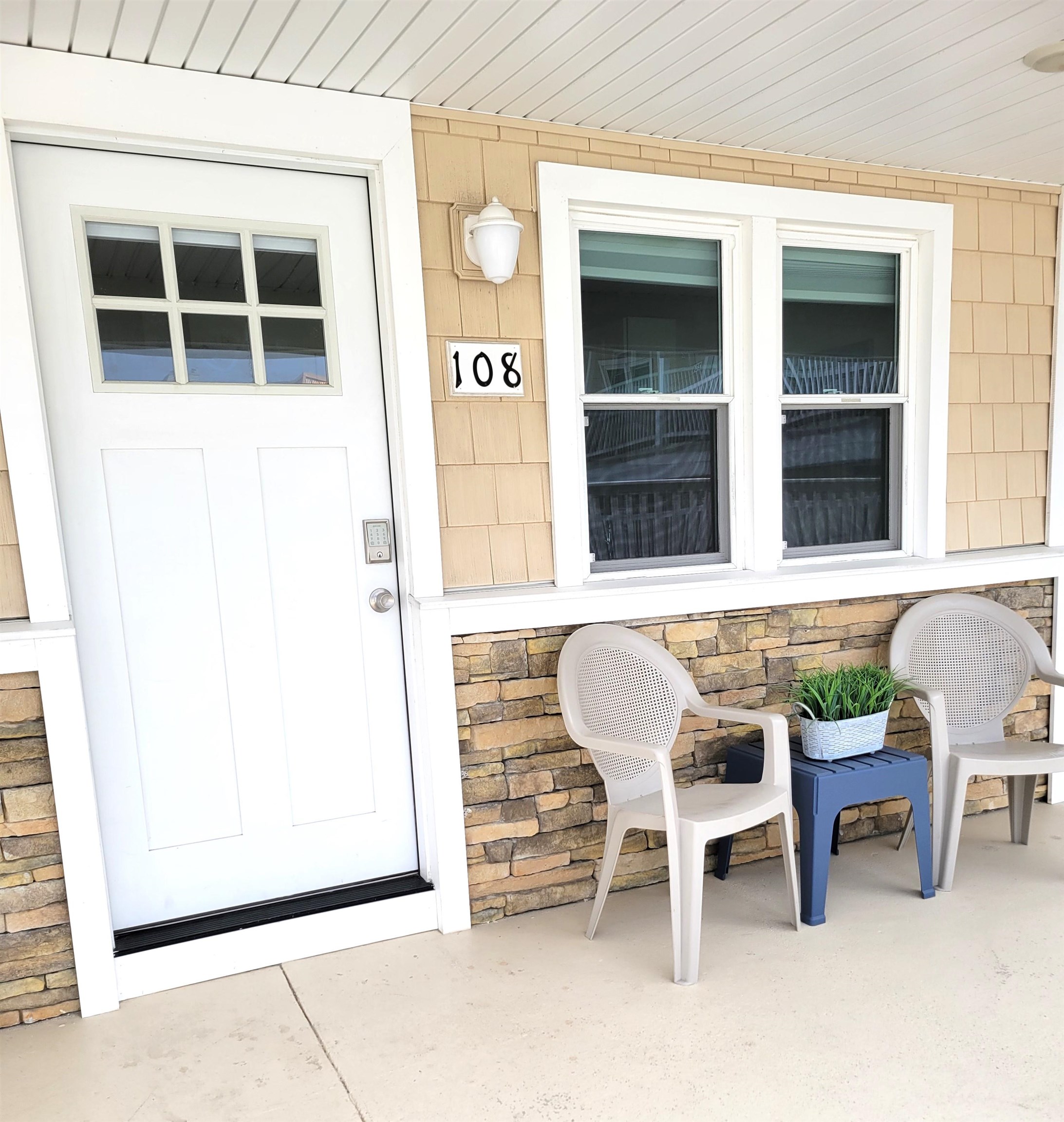 1501 East Ocean Unit 108  