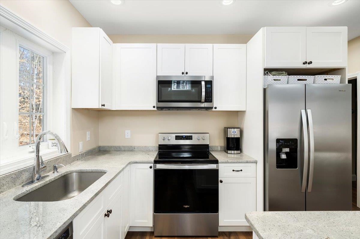 34 Interlaken Circle Madison, NH 03849 - Photo 3 of 35