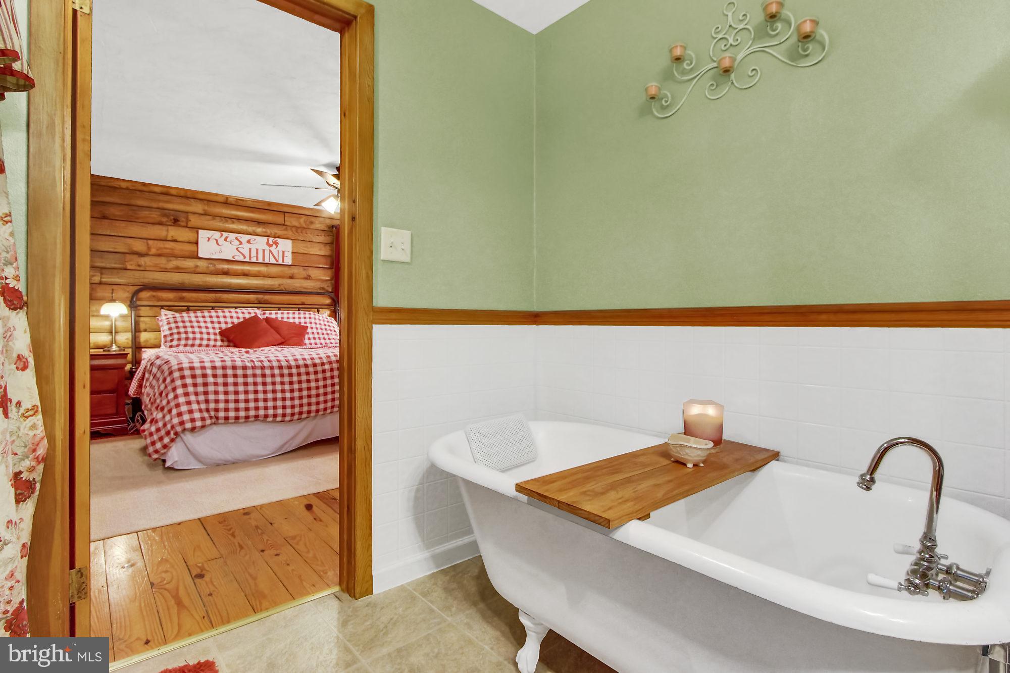 362 Bacon Road Red Lion, PA 17356 - Photo 24 of 42 Claw Foot Tub