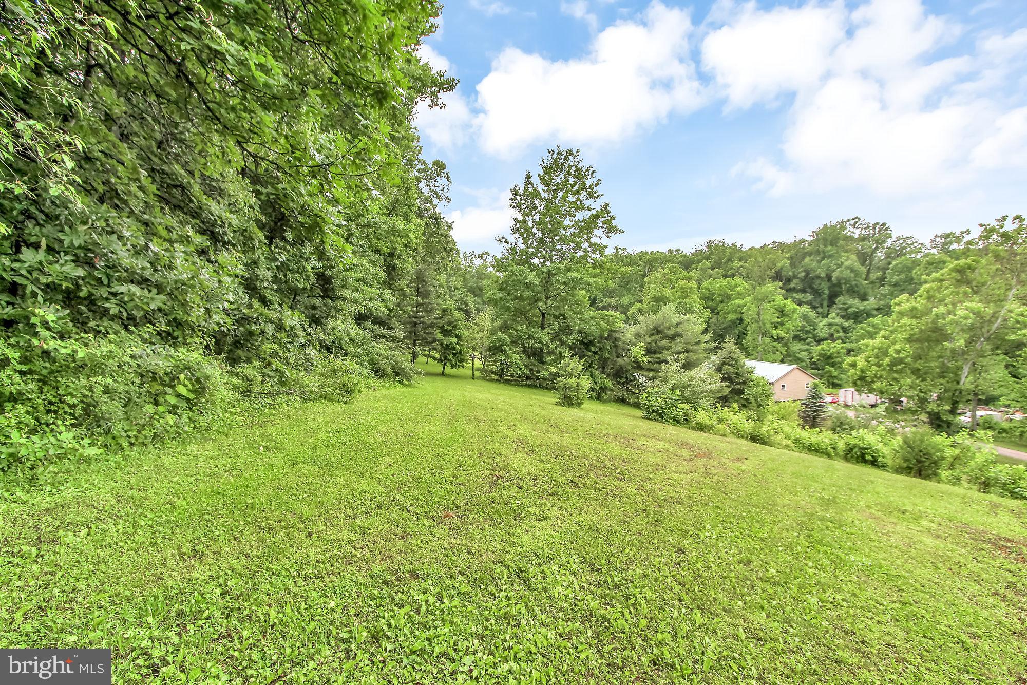 362 Bacon Road Red Lion, PA 17356 - Photo 7 of 42 Clear area in the Rear