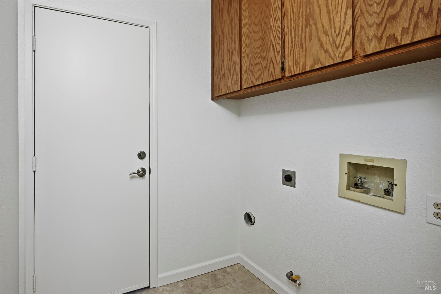 450 Nikki Drive Santa Rosa, CA 95401 - Photo 13 of 43